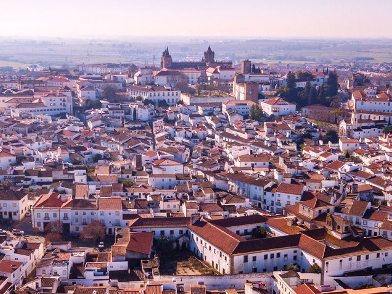 Évora