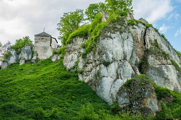 Ojcóe - zamek